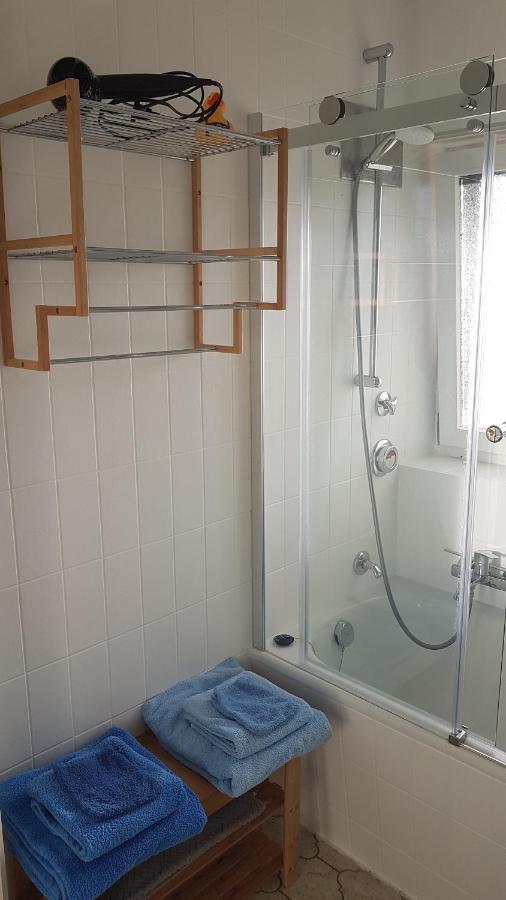 Ferienwohnung Rheinblick In Buesingen -Keine Monteure- Busingen Kültér fotó