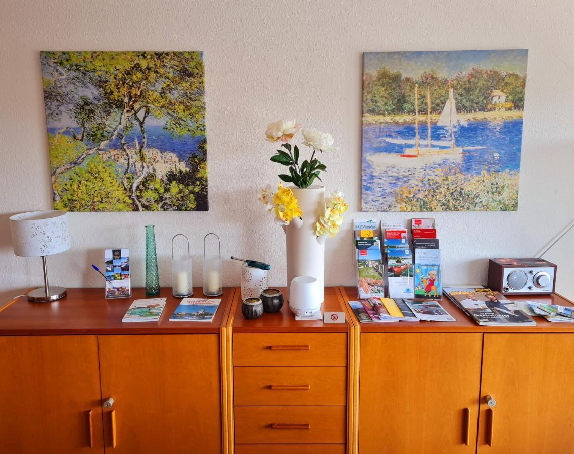 Ferienwohnung Rheinblick In Buesingen -Keine Monteure- Busingen Kültér fotó